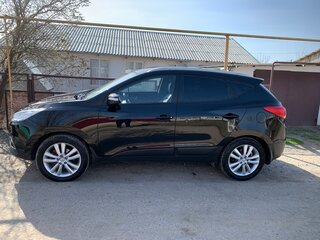 2011 Hyundai ix35 I, чёрный, 1500000 рублей, вид 3