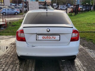 2014 Skoda Rapid I, белый, 650000 рублей, вид 4