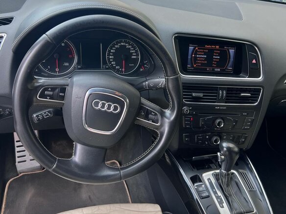 2011 Audi Q5 I (8R), белый, 1270000 рублей - вид 8