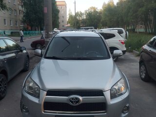 2009 Toyota RAV4 III (XA30), серебристый, 1900000 рублей, вид 1
