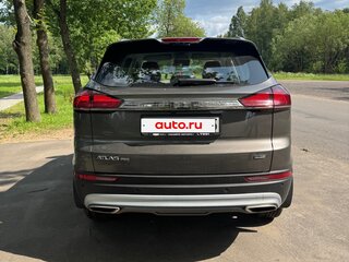 2023 Geely Atlas Pro, серый, 1890000 рублей, вид 5
