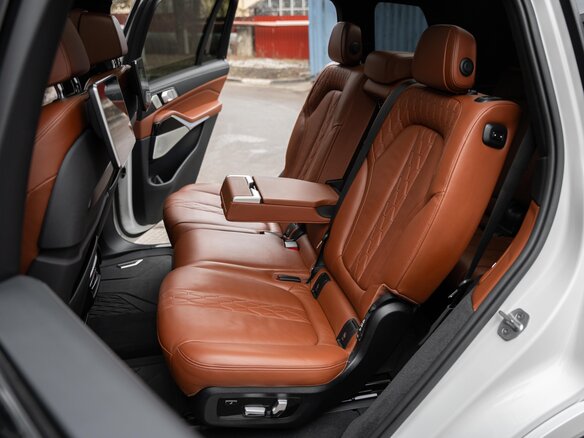 2019 BMW X7 M50d I (G07), белый - вид 32