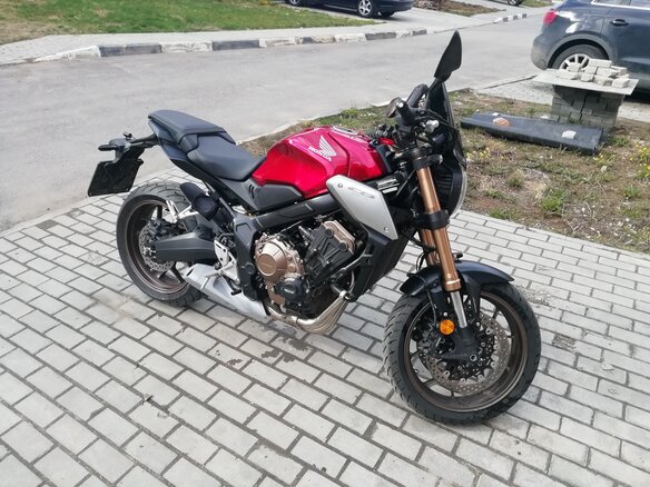 2020 Honda CB 650R, пурпурный, 700000 рублей - вид 3