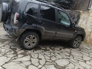 2025 Lada (ВАЗ) Niva Travel I, чёрный, 1550000 рублей, вид 2