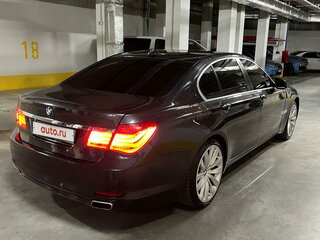 2009 BMW 7 серии 730d V (F01/F02/F04), серый, 1950000 рублей, вид 5