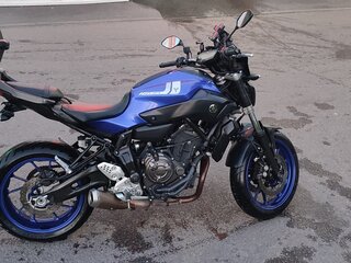 2017 Yamaha MT-07 (FZ-07), синий, 620000 рублей, вид 3