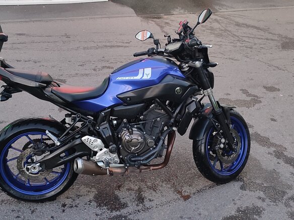 2017 Yamaha MT-07 (FZ-07), синий, 620000 рублей - вид 2