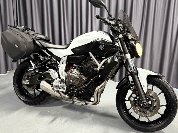 2016 Yamaha MT-07 (FZ-07), белый, 650000 рублей - вид 1