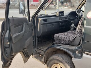 1992 Mitsubishi Delica III, синий, 850000 рублей, вид 5
