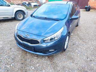 2015 Kia Ceed II, синий, 880000 рублей, вид 2