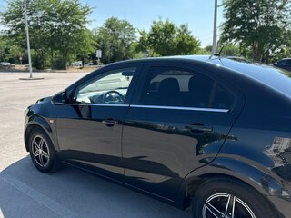 2013 Chevrolet Aveo II, чёрный, 750000 рублей, вид 5