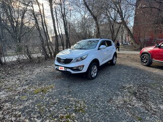 2011 Kia Sportage III, белый, 1330000 рублей, вид 5