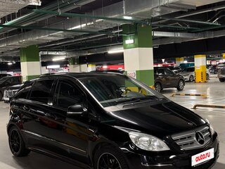 2008 Mercedes-Benz B-Класс 200 I (W245) Рестайлинг, чёрный, 620000 рублей, вид 3