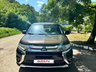 2017 Mitsubishi Outlander III Рестайлинг 2, чёрный, 1850000 рублей, вид 1
