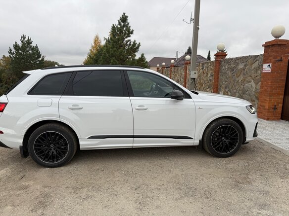 2020 Audi Q7 45 TDI II (4M) Рестайлинг, белый, 8350000 рублей - вид 6