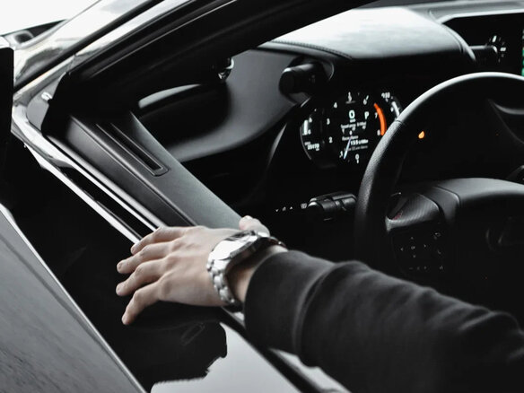 2020 Lexus ES 250 VII, чёрный - вид 8