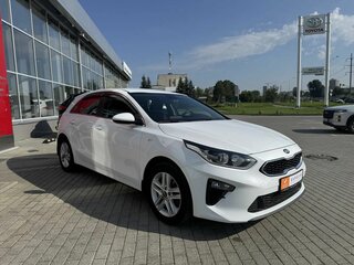 2020 Kia Ceed III, белый, 1649000 рублей, вид 4