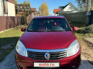 2010 Renault Sandero I, красный, 500000 рублей, вид 1
