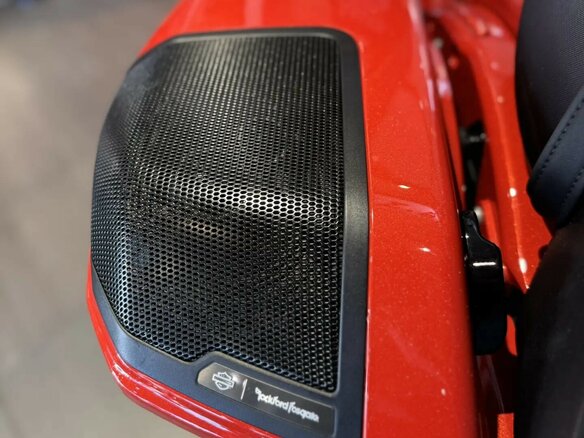 2024 Harley-Davidson CVO Street Glide, оранжевый, 4900000 рублей - вид 30
