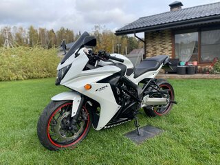 2015 Honda CBR 650F, белый, 749999 рублей, вид 2