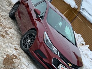 2016 Chevrolet Cruze II, красный, 1300000 рублей, вид 1