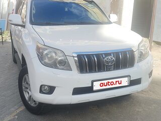 2011 Toyota Land Cruiser Prado 150 Series, белый, 3400000 рублей, вид 1