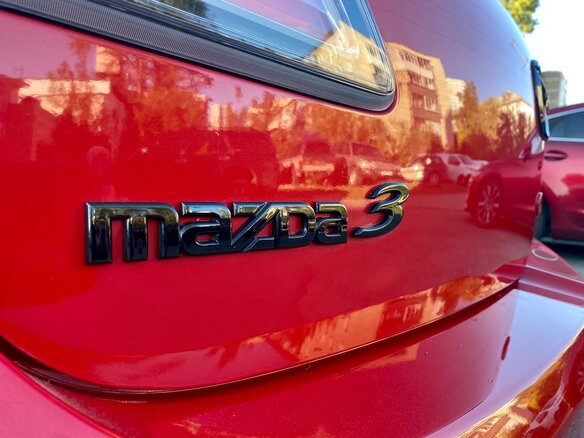 2009 Mazda 3 II (BL), красный - вид 13
