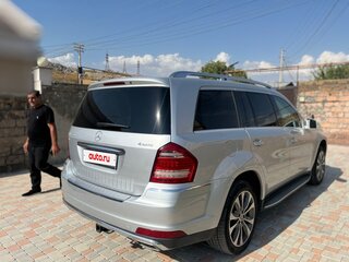 2010 Mercedes-Benz GL-Класс 450 I (X164) Рестайлинг, серебристый, 1760000 рублей, вид 4