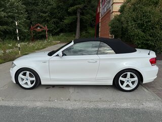 2008 BMW 1 серии 125i I (E81/E82/E87/E88) Рестайлинг, белый, 2300000 рублей, вид 5