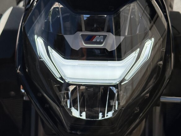 2024 BMW M 1000 R, чёрный, 2350000 рублей - вид 8