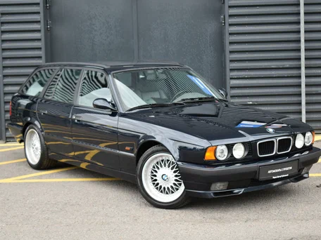 1995 BMW 5 серии 540i III (E34), синий, 3950000 рублей, вид 3