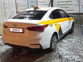 2018 Hyundai Solaris II, белый, 800000 рублей, вид 3