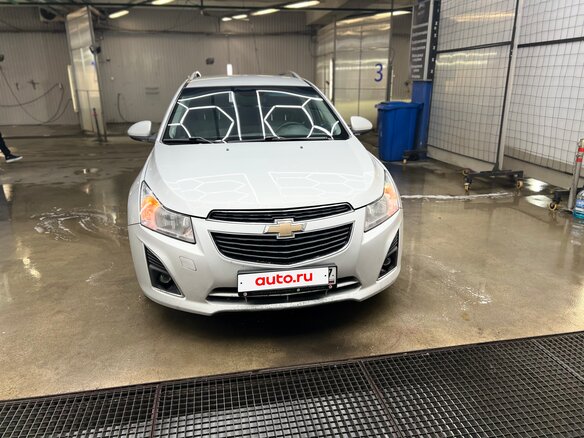 2013 Chevrolet Cruze I Рестайлинг, серебристый, 680000 рублей