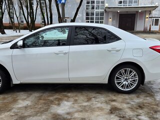 2013 Toyota Corolla XI (E160, E170, E180), белый, 1030000 рублей, вид 4