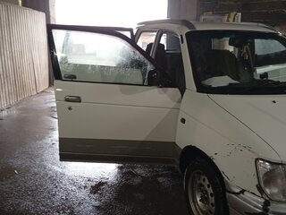 1999 Daihatsu Pyzar I Рестайлинг, белый, 265000 рублей, вид 3