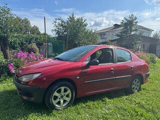 2009 Peugeot 206, красный, 255000 рублей, вид 1