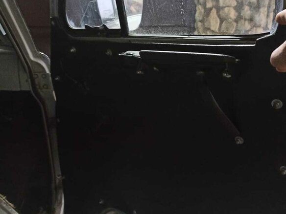 2004 УАЗ 3303, серый, 650000 рублей - вид 9