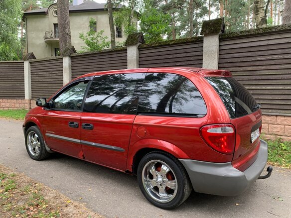 2000 Dodge Caravan 3-speed IV, красный, 310000 рублей - вид 6