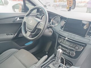 2012 Peugeot 508 I, чёрный, 620000 рублей, вид 4