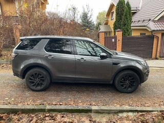 2017 Land Rover Discovery Sport I, серый, 1830000 рублей, вид 3