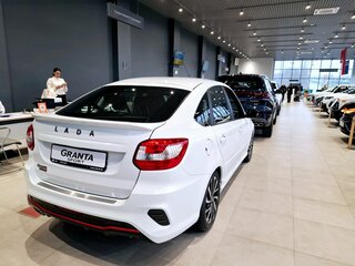 2025 Lada (ВАЗ) Granta Sport I Рестайлинг, белый, 1546500 рублей, вид 2