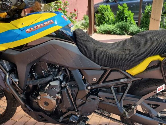 2023 Suzuki V-Strom 800DE, чёрный, 1250000 рублей - вид 9