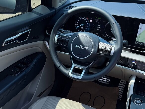 2026 Kia Sportage V Рестайлинг, белый, 3140000 рублей - вид 5