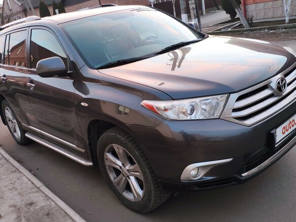 2011 Toyota Highlander II (XU40) Рестайлинг, серый, 2500000 рублей - вид 6