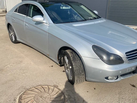 2005 Mercedes-Benz CLS 350 I (C219), серебристый, 920000 рублей