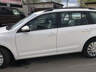 2014 Skoda Octavia III (A7), белый, 915000 рублей, вид 3