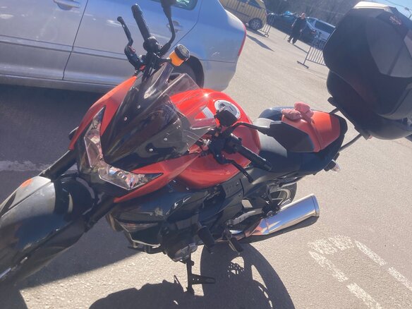 2009 Kawasaki Z 1000, красный, 520000 рублей