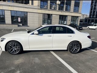 2020 Mercedes-Benz E-Класс 220 d V (W213, S213, C238) Рестайлинг, белый, 5500000 рублей, вид 5