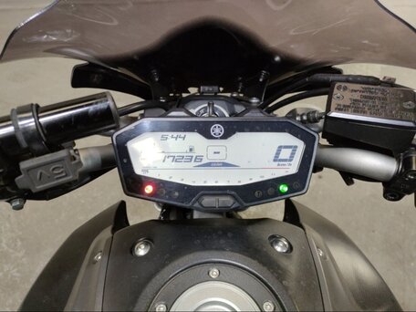 2014 Yamaha MT-07 (FZ-07), серый, 700000 рублей, вид 2