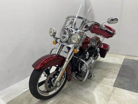 2016 Harley-Davidson Dyna Switchback, красный, 900000 рублей, вид 5